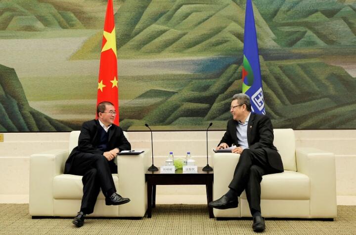錢智民會見中國燃?xì)舛戮种飨?、總裁劉明輝