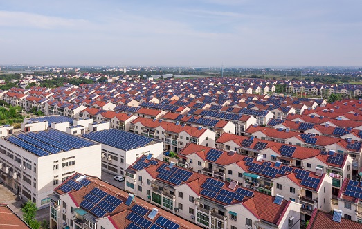 【兩會】南存輝委員：建議戶用光伏電力納入綠電、綠證、碳排放權(quán)交易市場