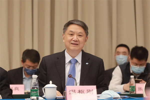 溫樞剛出席中國國際經濟交流中心—聯合國開發(fā)計劃署氫能產業(yè)高峰論壇并作發(fā)言