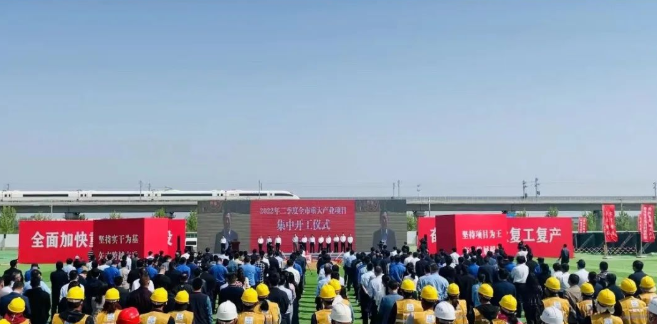 東方日升、晶科、阿特斯同時(shí)擴(kuò)產(chǎn)！