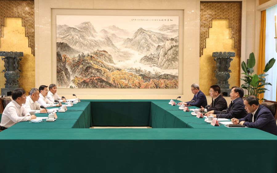 雷鳴山、韓君拜會(huì)湖北省委書記王蒙徽、省長王忠林
