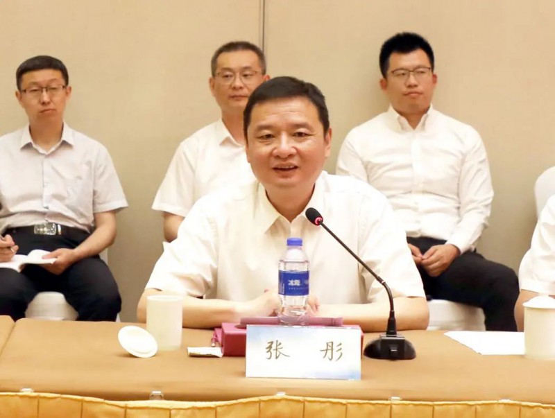 協(xié)鑫、徐工聯(lián)手！布局新能源