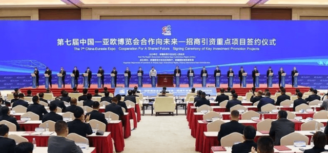 鋁業(yè)巨頭600億元進軍光伏，建設(shè)30萬噸多晶硅、20GW硅片、6GW電站等