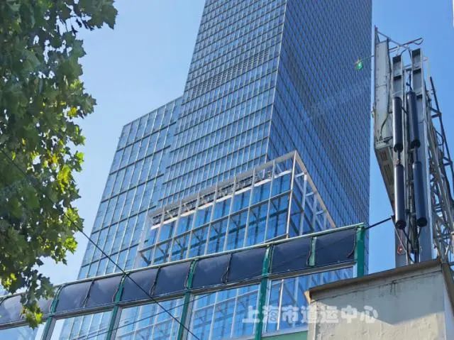 光伏發(fā)電棒＋柔性組件！上海高架路聲屏障安裝光伏