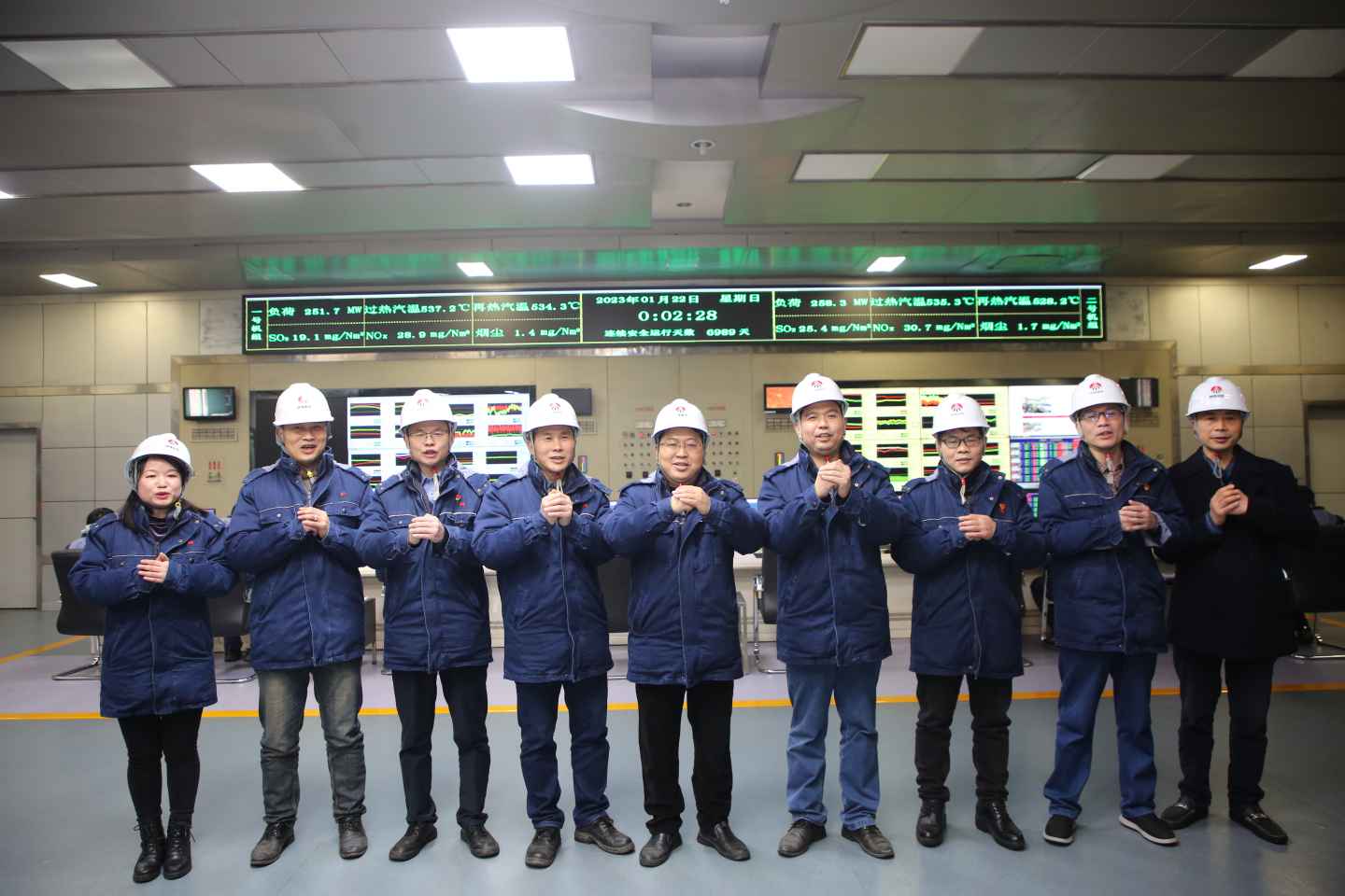 陜煤石電除夕慰問送溫暖，崗位堅(jiān)守幸?！巴谩保╰oo）