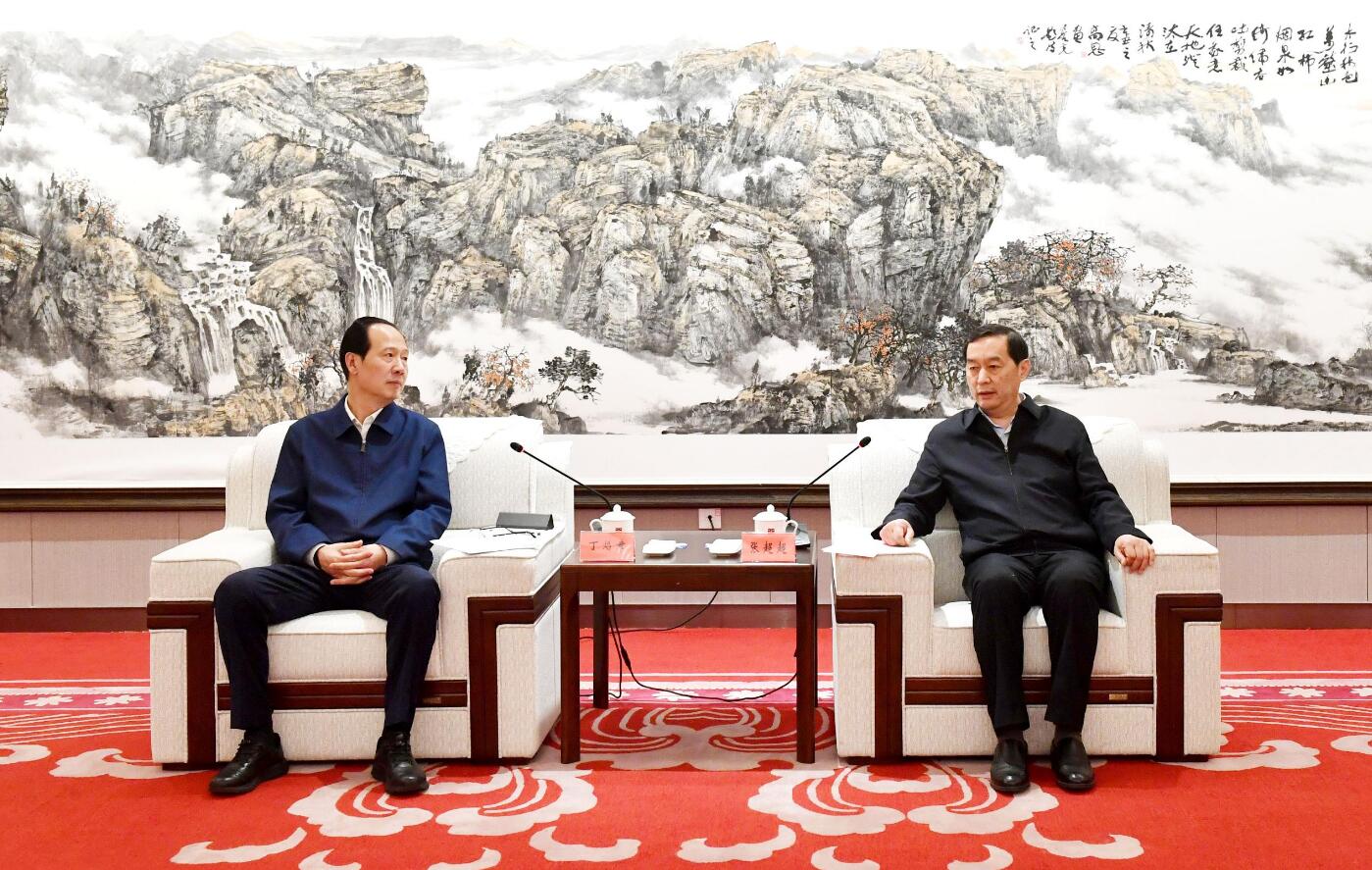 中國(guó)電建黨委書記、董事長(zhǎng)丁焰章與河北省委常委、石家莊市委書記張超超會(huì)談