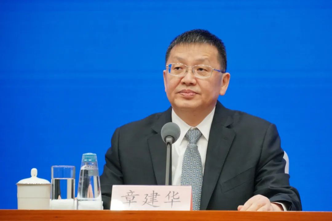 國家能源局長： 聚焦全國統(tǒng)一電力市場體系，做好市場建設(shè)和市場監(jiān)管工作
