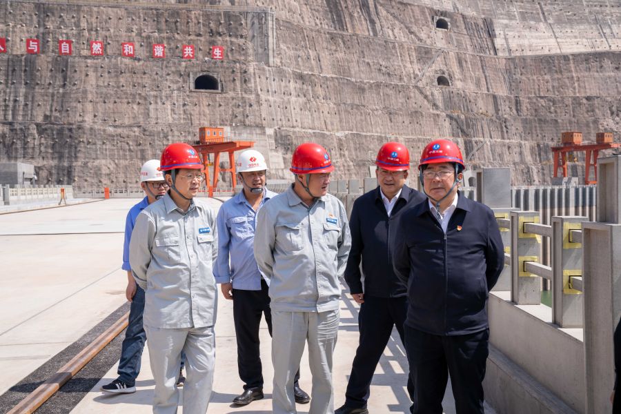 國(guó)資委黨建局局長(zhǎng)、央企團(tuán)工委書記姚煥調(diào)研白鶴灘水電站