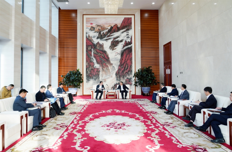 中國(guó)能建黨委書記、董事長(zhǎng)宋海良與臨沂市委書記任剛座談