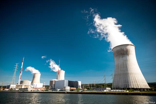 核電報(bào)告：綠電基建大時(shí)代，核電迎再次騰飛