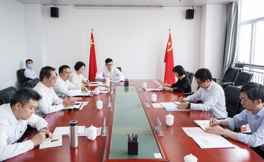 中國能建黨委常委、副總經(jīng)理吳云與國家能源局華中監(jiān)管局黨組書記、局長任育之會談