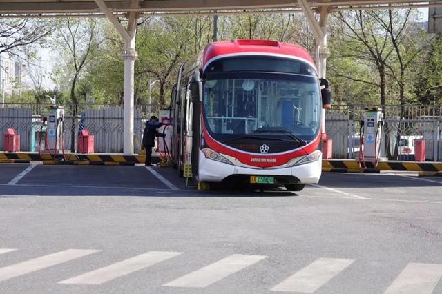 北京清潔能源、新能源公交車占比已超九成