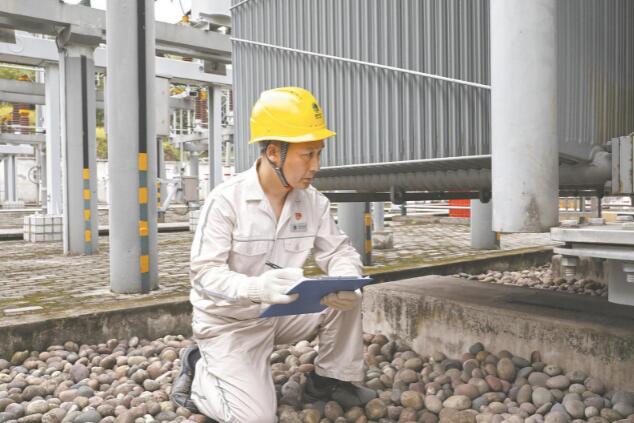 26年，變電運維一線的耕耘與創(chuàng)新——記全國五一勞動獎章獲得者池永
