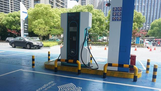 加快培育氫燃料電池汽車產(chǎn)業(yè)，浙江超前布局加氫站建設(shè)