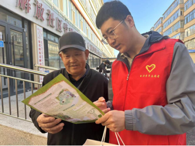 烏蘭察布供電公司負(fù)荷管理服務(wù)中心開展“寒冬將至送溫暖，優(yōu)質(zhì)服務(wù)進(jìn)社區(qū)”青年志愿服務(wù)活動(dòng)