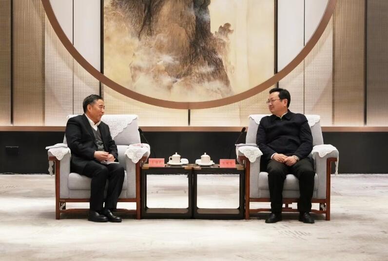 中國能建黨委書記、董事長宋海良拜會河北省委常委，雄安新區(qū)黨工委書記、管委會主任張國華并開展實(shí)地考察