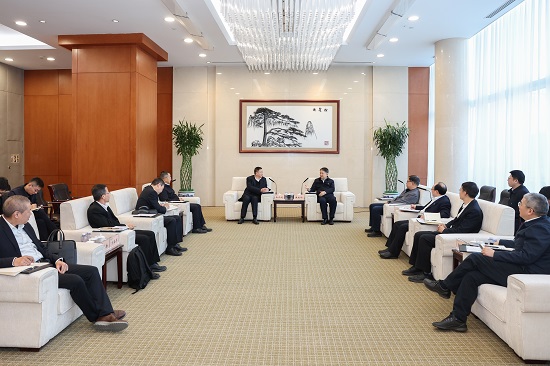 溫樞剛鄧建玲會見中廣核集團董事長楊長利、總經(jīng)理高立剛