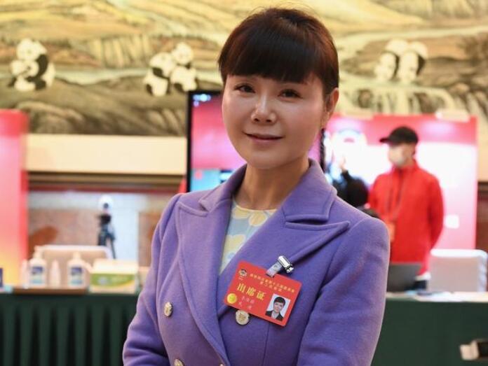 四川省政協(xié)委員李佳蔚：四川要優(yōu)化碳產(chǎn)品、參與碳交易，不斷完善碳設(shè)施
