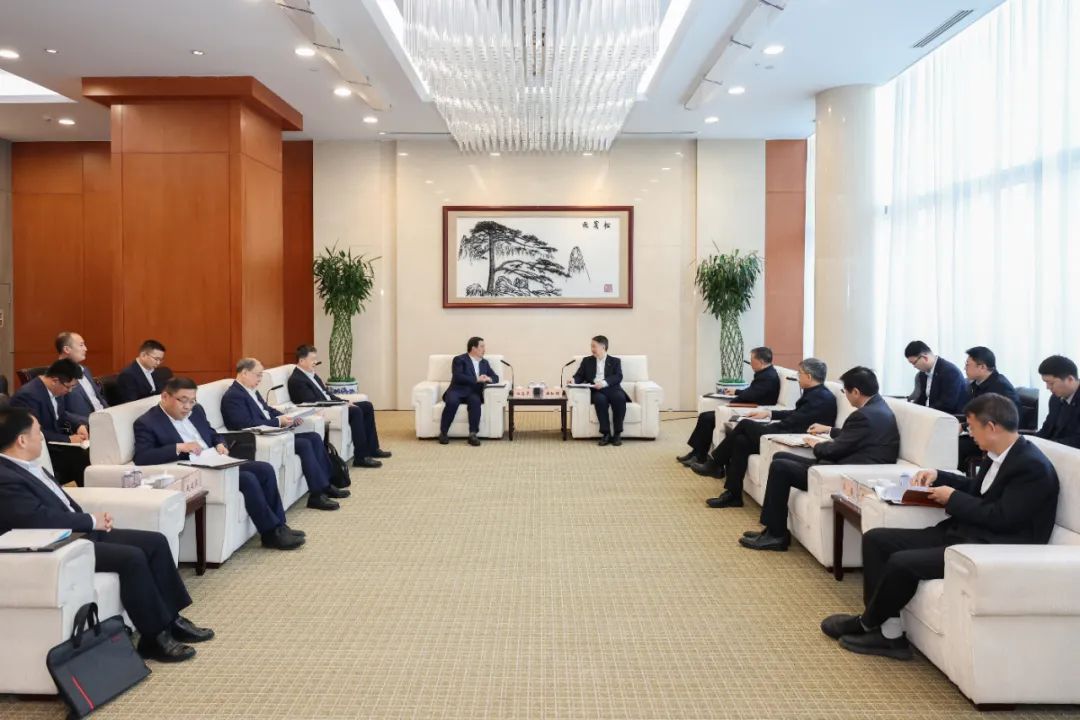 華能集團董事長溫樞剛會見中國電氣裝備董事長白忠泉、總經(jīng)理周群