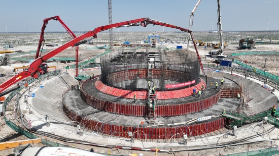 全球緯度最高、東北地區(qū)首座塔式光熱電站完成吸熱塔基礎澆筑