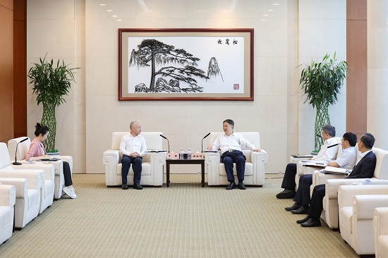 華能集團(tuán)黨組書記、董事長溫樞剛會見?？谑惺虚L丁暉