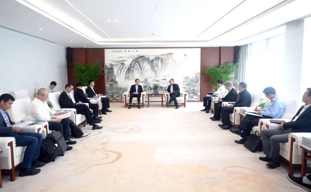 中國電建黨委副書記、總經(jīng)理王斌與深圳環(huán)境水